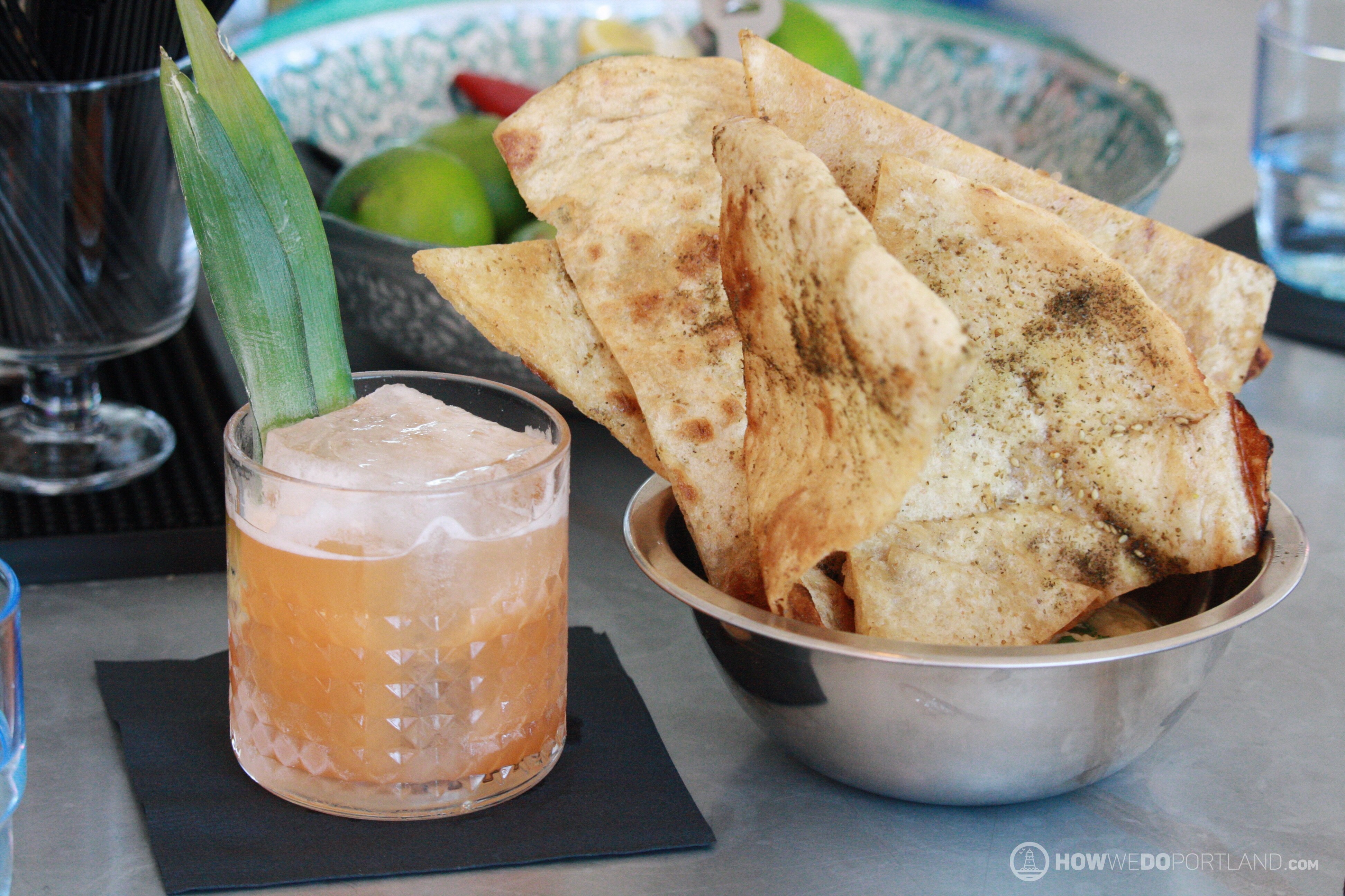Baharat Cocktail & Hummus