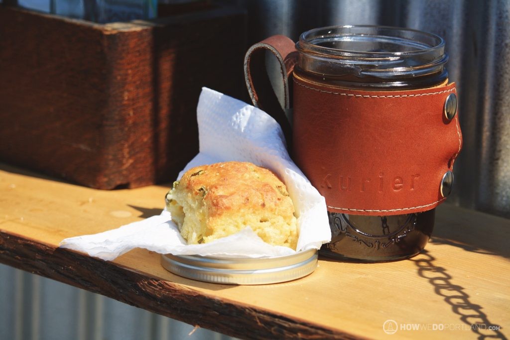 Maker's Mug Biscuit & Coffee